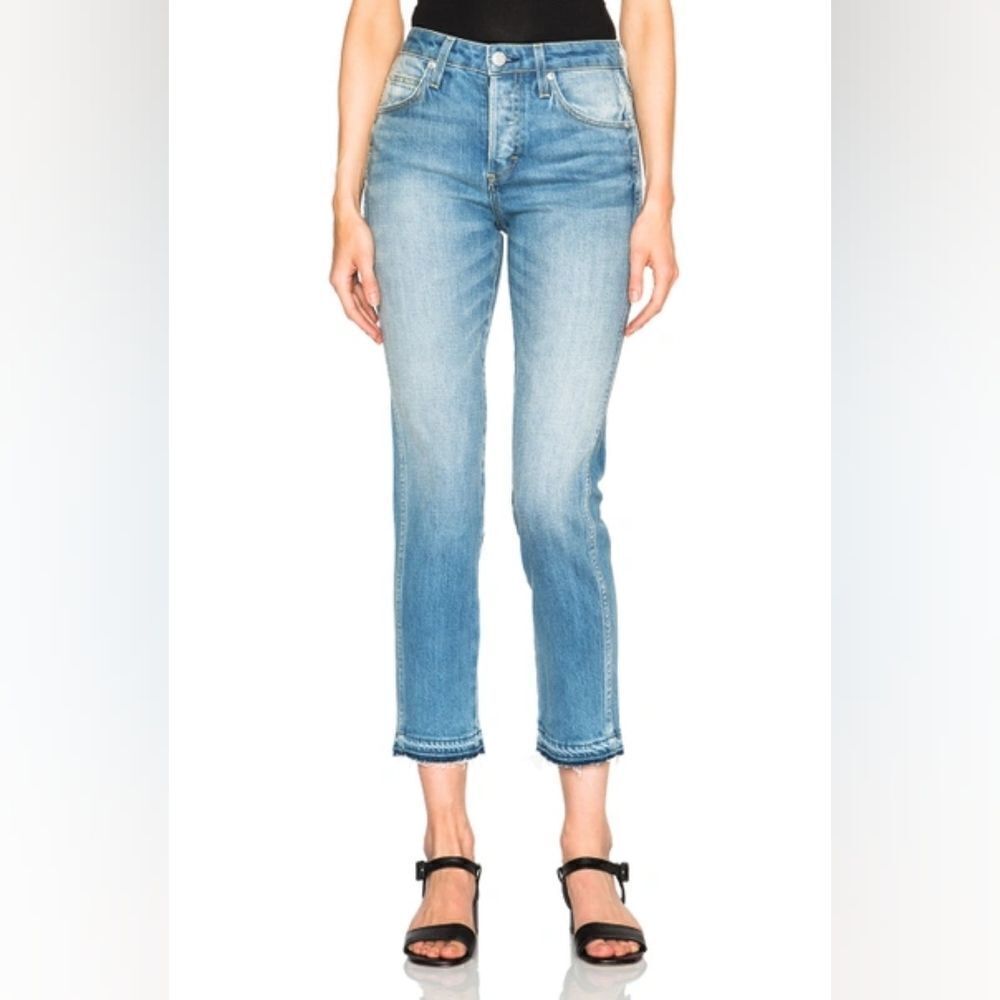 AMO Babe 70s Blue Frayed Edge Light Wash Jeans Size 24
